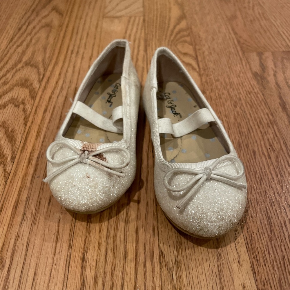 Cat & Jack - White Flats (5)